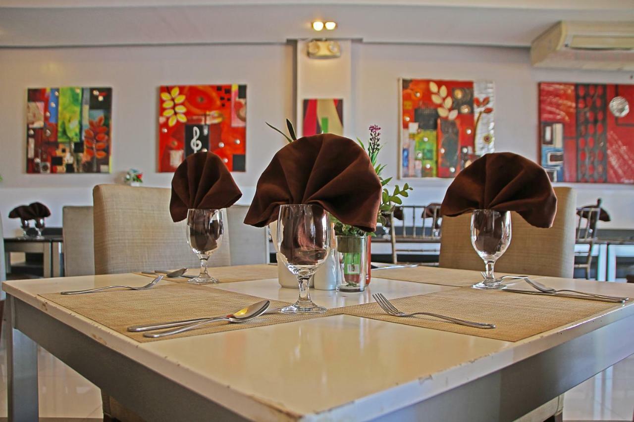 Empire Suites Hotel Puerto Princesa Екстериор снимка
